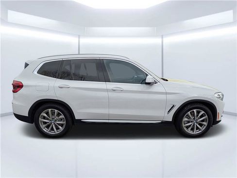 Used 2019 BMW X3 xDrive30i w/ Premium Package image 2