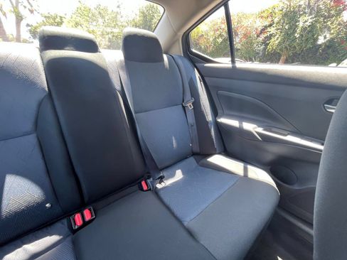 Used 2025 Nissan Versa SV FWD image 35