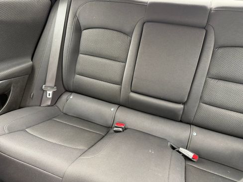 Used 2023 Chevrolet Malibu LT FWD image 16