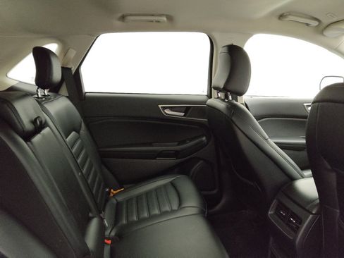 Used 2024 Ford Edge SEL AWD/4WD image 19