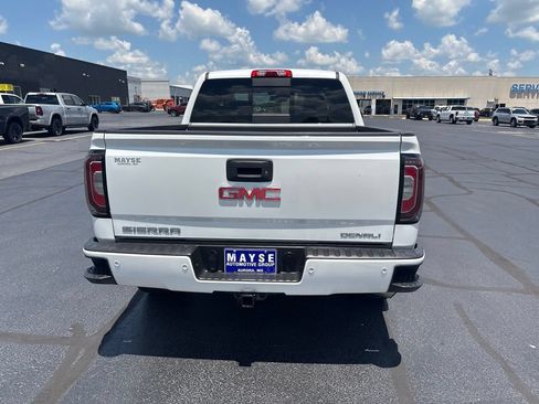 Used 2018 GMC Sierra 1500 Denali AWD/4WD image 13