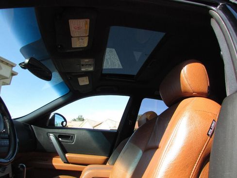 Used 2004 INFINITI FX35 2WD w/ Touring Pkg image 21