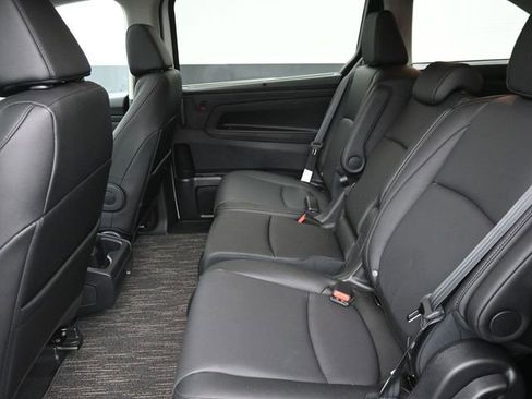 Used 2026 Honda Odyssey EX-L image 19