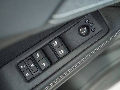 New 2026 Jeep Cherokee Laredo AWD/4WD image 39