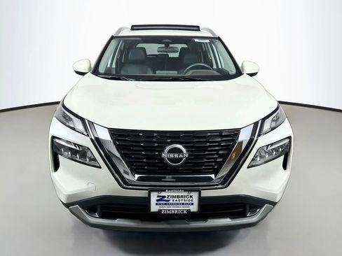 Used 2023 Nissan Rogue SV w/ SV Premium B Package AWD/4WD image 2