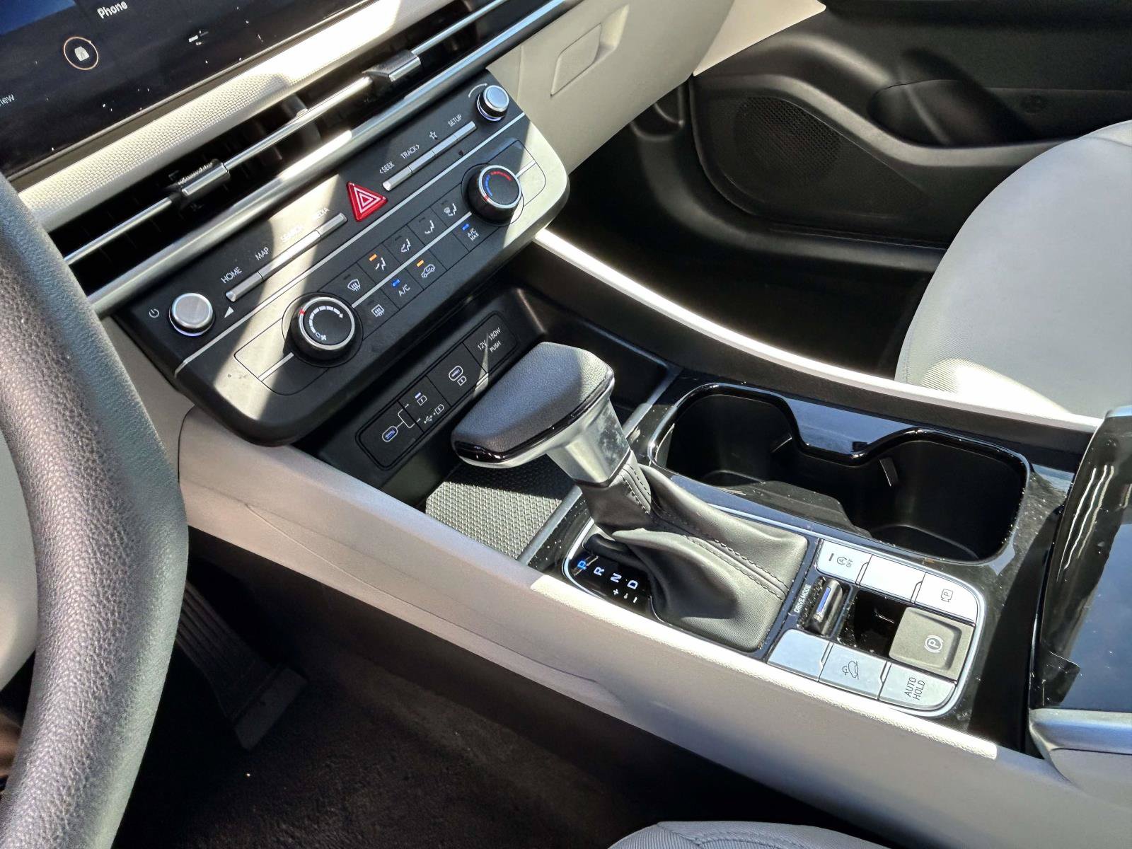 Certified 2026 Hyundai Tucson SE FWD image 16