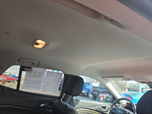 Used 2025 Chevrolet Trax ACTIV w/ Driver Confidence Package image 17