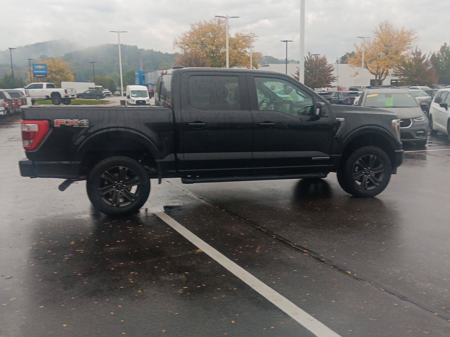 Used 2021 Ford F150 Lariat w/ Equipment Group 502A High AWD/4WD image 3