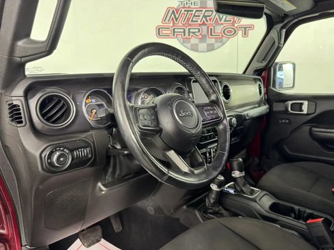 Used 2022 Jeep Wrangler Unlimited Sport AWD/4WD image 10