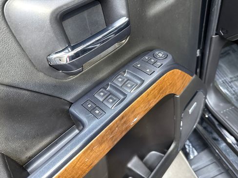 Used 2017 Chevrolet Silverado 2500 LTZ w/ Duramax Plus Package image 14