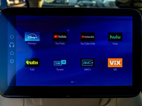 Used 2026 Cadillac Escalade Platinum Sport w/ LPO, ONYX Package image 31