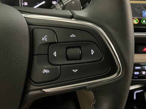 Used 2023 Buick Envision Avenir FWD image 13