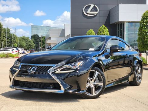Used 2017 Lexus RC 200t w/ Accessory Package 2 RWD image 32