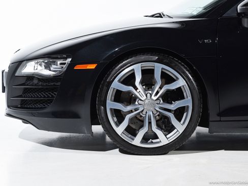 Used 2010 Audi R8 V10 image 14