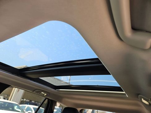 Used 2025 MAZDA CX-50 AWD 2.5 Hybrid w/ Premium Pkg image 23