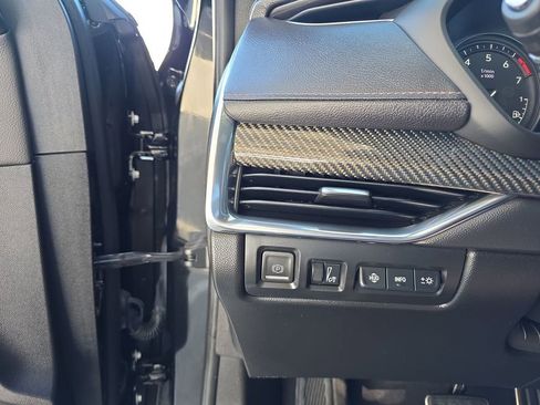 Used 2023 Cadillac XT4 Sport w/ Technology Package image 17