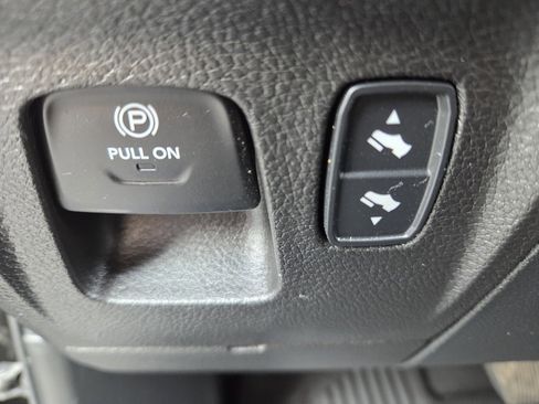 Used 2022 RAM 1500 Big Horn image 27