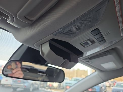 Certified 2025 Toyota RAV4 XLE image 29