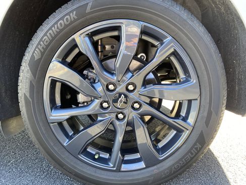 Used 2024 Chevrolet Equinox RS w/ RS Leather Package image 41