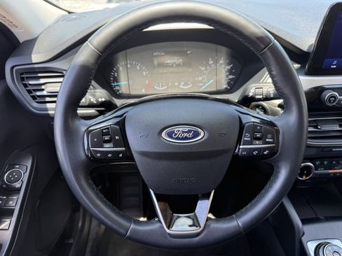 Used 2022 Ford Escape SEL AWD/4WD image 13