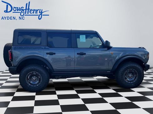 New 2025 Ford Bronco Badlands w/ Sasquatch Package image 6