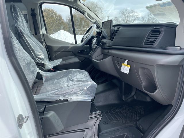 New 2026 Ford Transit 150 Low Roof RWD image 19