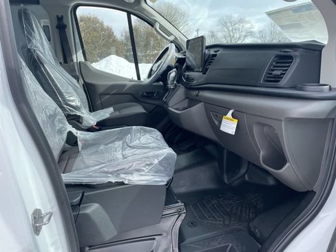 New 2026 Ford Transit 150 Low Roof RWD image 19