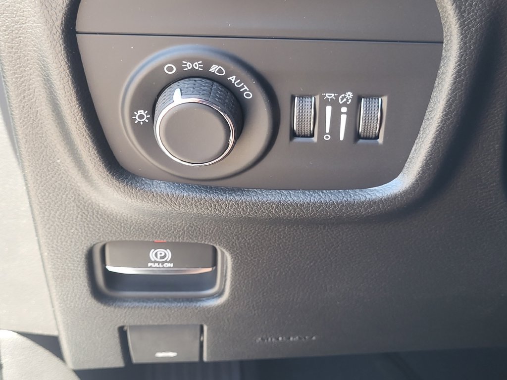 New 2026 Jeep Grand Cherokee Laredo X AWD/4WD image 26
