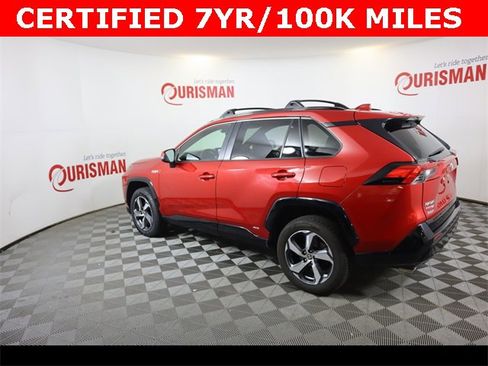 Used 2021 Toyota RAV4 SE w/ Weather & Moonroof Package image 5