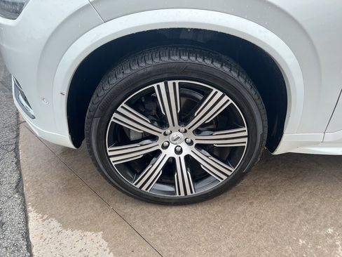 Used 2022 Volvo XC90 T6 Inscription w/ Lounge Package image 9