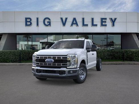 New 2026 Ford F350 2WD SuperCab Super Duty image 2