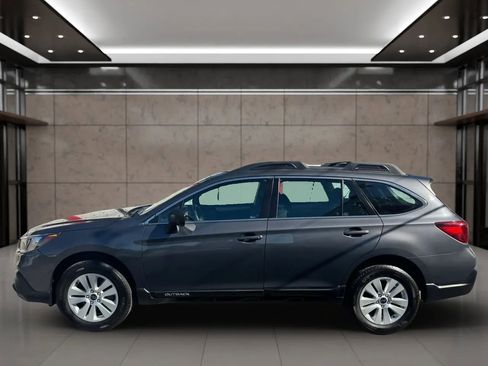 Used 2018 Subaru Outback 2.5i image 3