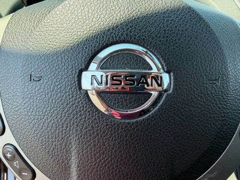 Used 2011 Nissan Rogue SV w/ SL Pkg AWD/4WD image 19