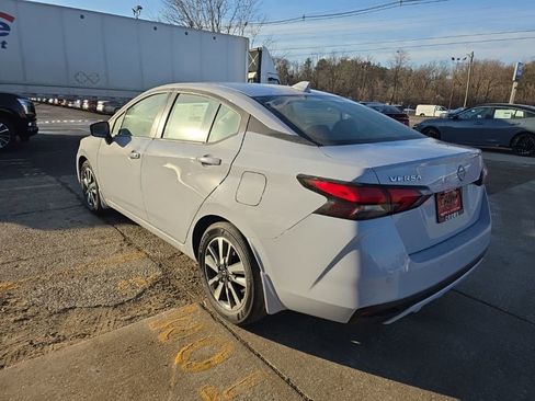 New 2025 Nissan Versa SV image 6