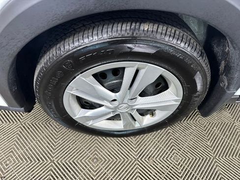 Used 2025 Nissan Kicks Play S FWD image 10