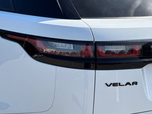 Used 2022 Land Rover Range Rover Velar R-Dynamic S AWD/4WD image 48