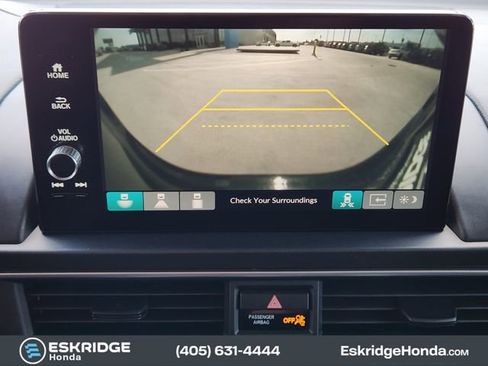 Certified 2025 Honda Pilot Touring image 20