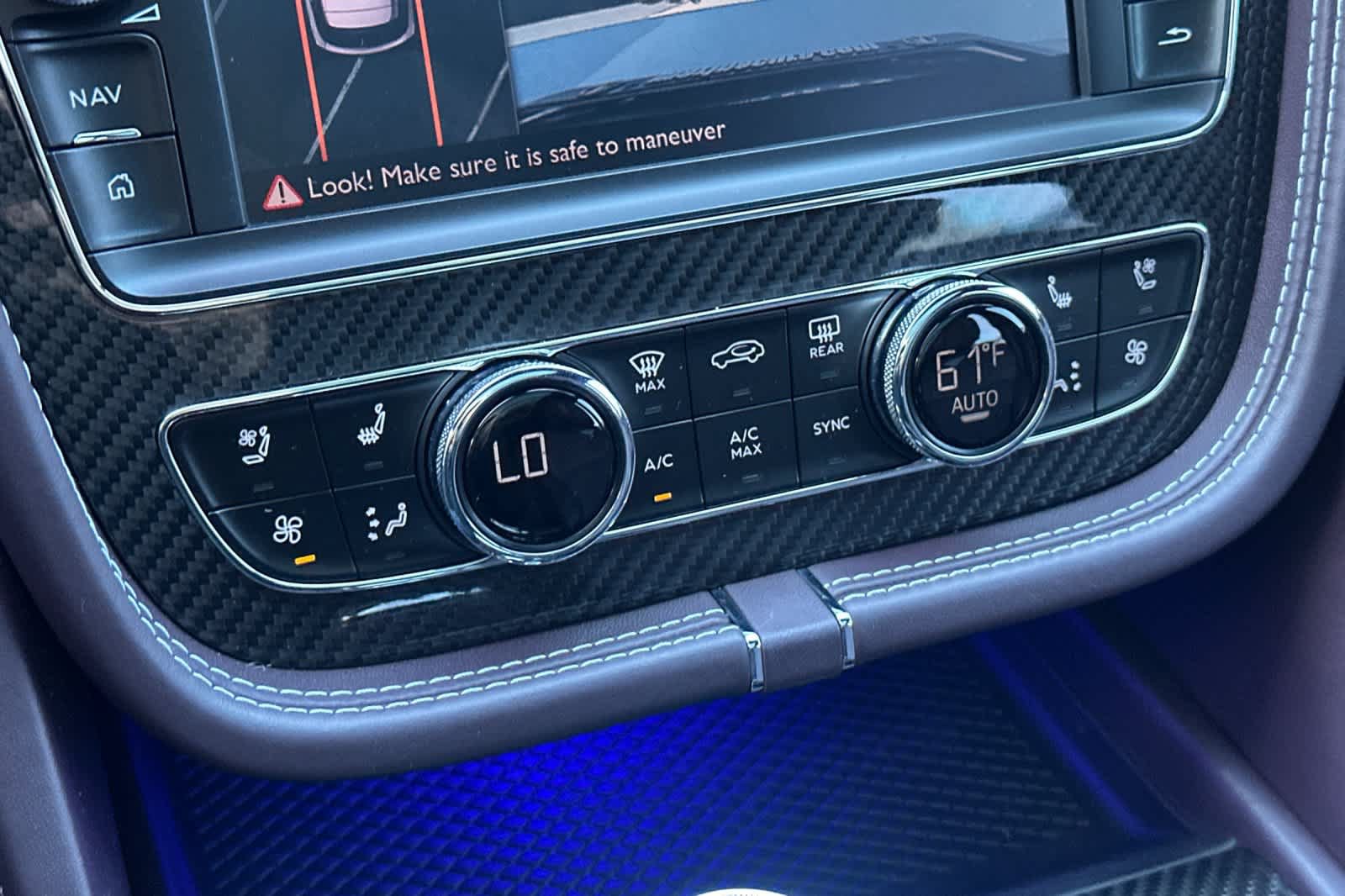 Used 2019 Bentley Bentayga AWD/4WD image 21