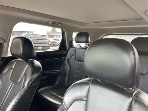 Used 2021 Kia Sorento S w/ Panoramic Sunroof Package FWD image 22