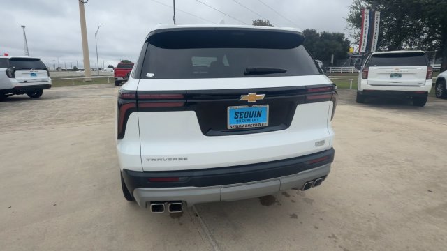 Used 2026 Chevrolet Traverse LT w/ Driver Confidence Package FWD image 7