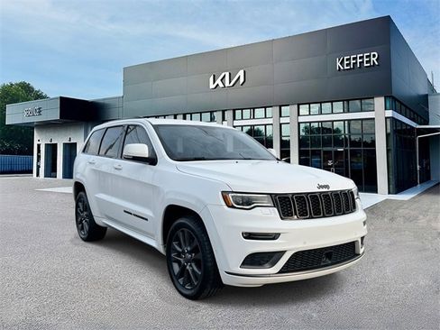 Used 2018 Jeep Grand Cherokee High Altitude image 2