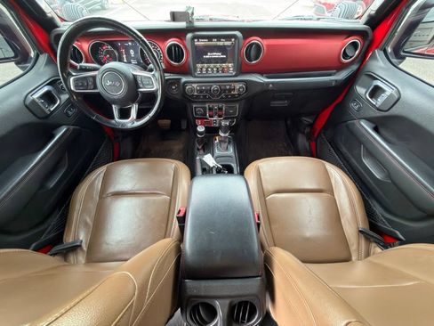 Used 2021 Jeep Gladiator Rubicon w/ Dual Top Group AWD/4WD image 8