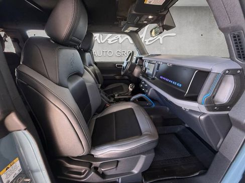 Used 2022 Ford Bronco Black Diamond image 24