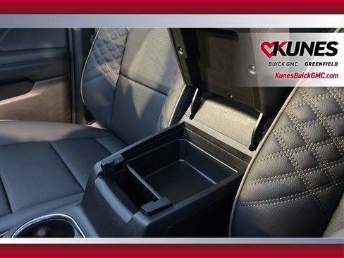 New 2026 GMC Canyon Denali image 28