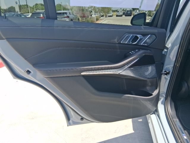 New 2027 BMW X7 xDrive40i w/ Executive Package AWD/4WD image 15