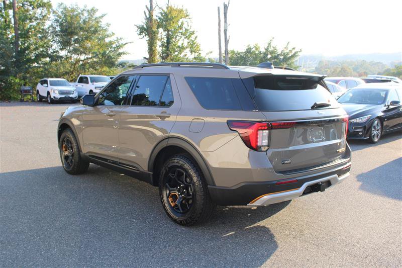 Used 2026 Ford Explorer Tremor AWD/4WD image 5