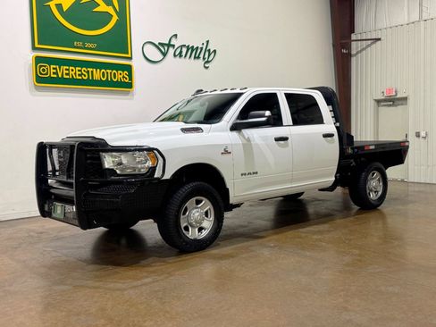 Used 2022 RAM 2500 Tradesman AWD/4WD image 3