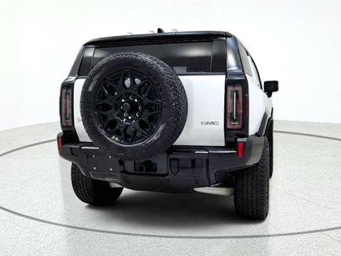 Used 2025 GMC Hummer EV 2X AWD/4WD image 8