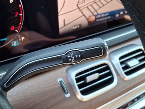 New 2026 Mercedes-Benz GLE 450 4MATIC image 11