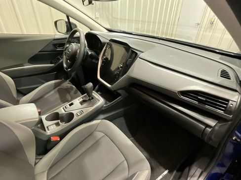 Used 2025 Subaru Crosstrek 2.0i Premium image 15